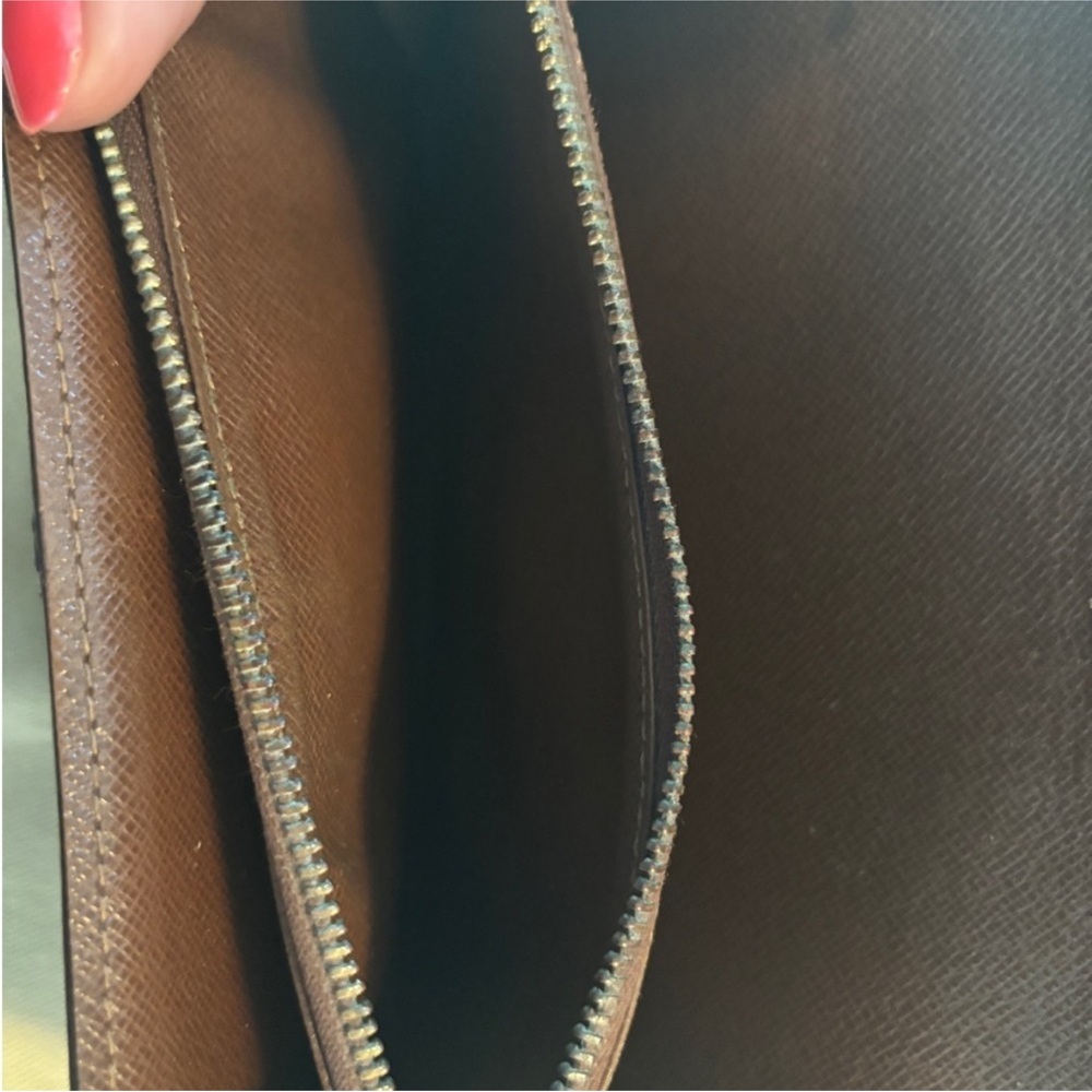 Louis Vuitton Monogram Long Wallet - Picture 7 of 8
